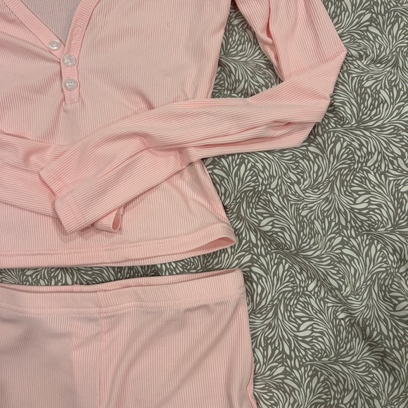 2 Piece Sleep set - Picture 4 of 5